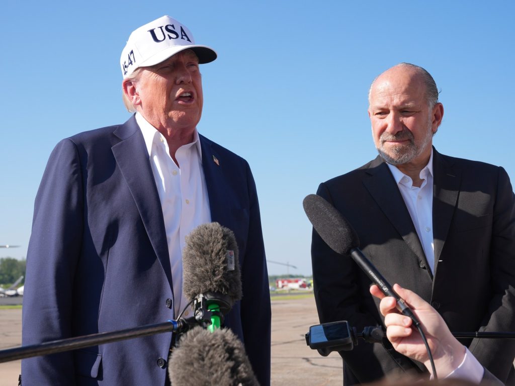 ترامب: نحن قريبون جدا من صفقة مع حماس بشأن غزة