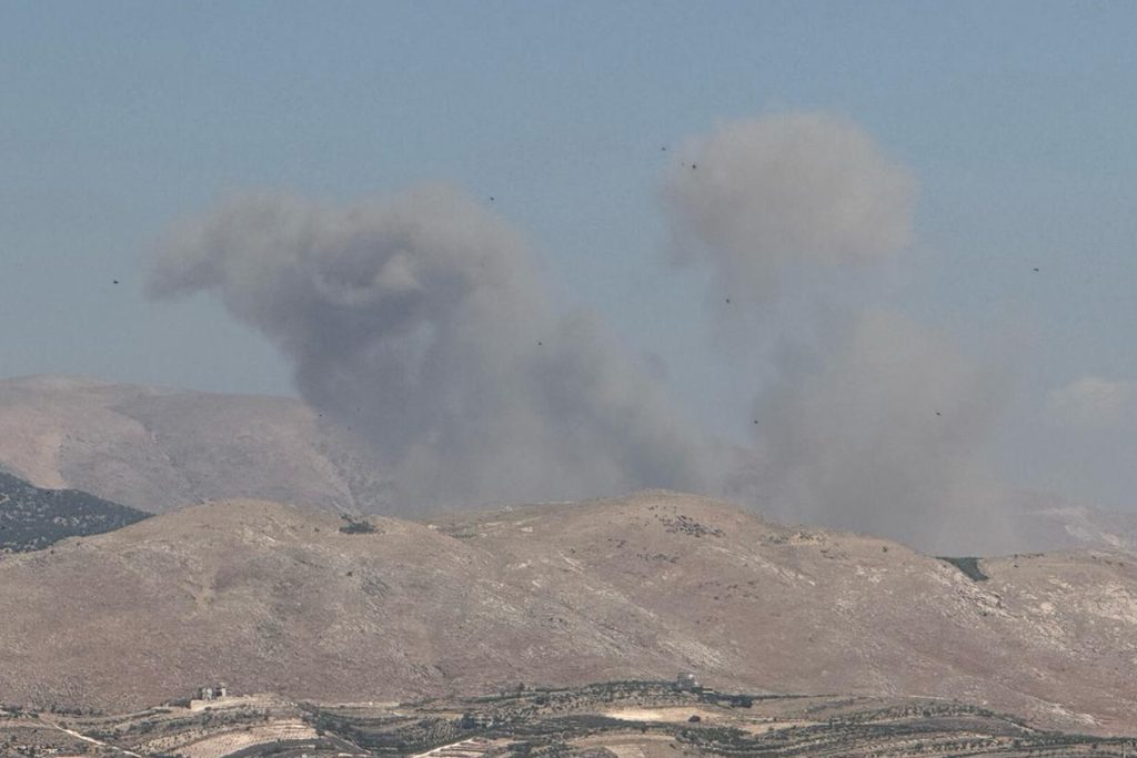 12 قتيلا بينهم نازحون سوريون في غارات إسرائيلية على شرق لبنان