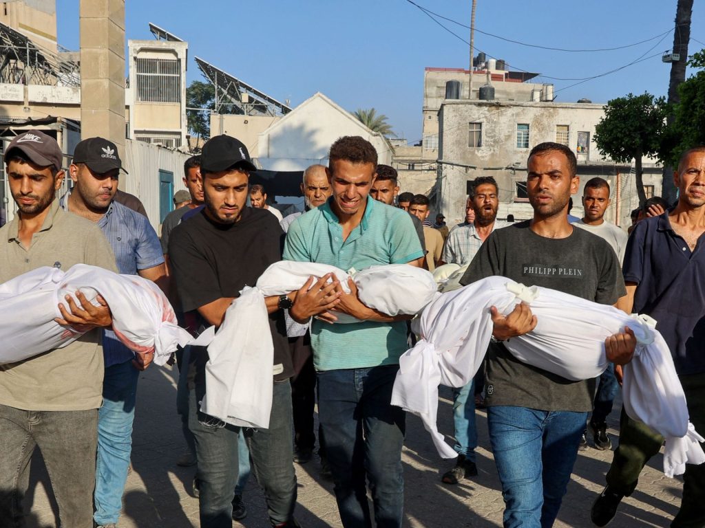 73 شهيدا في غزة وخطر يهدد مئات الأطفال بالمستشفيات