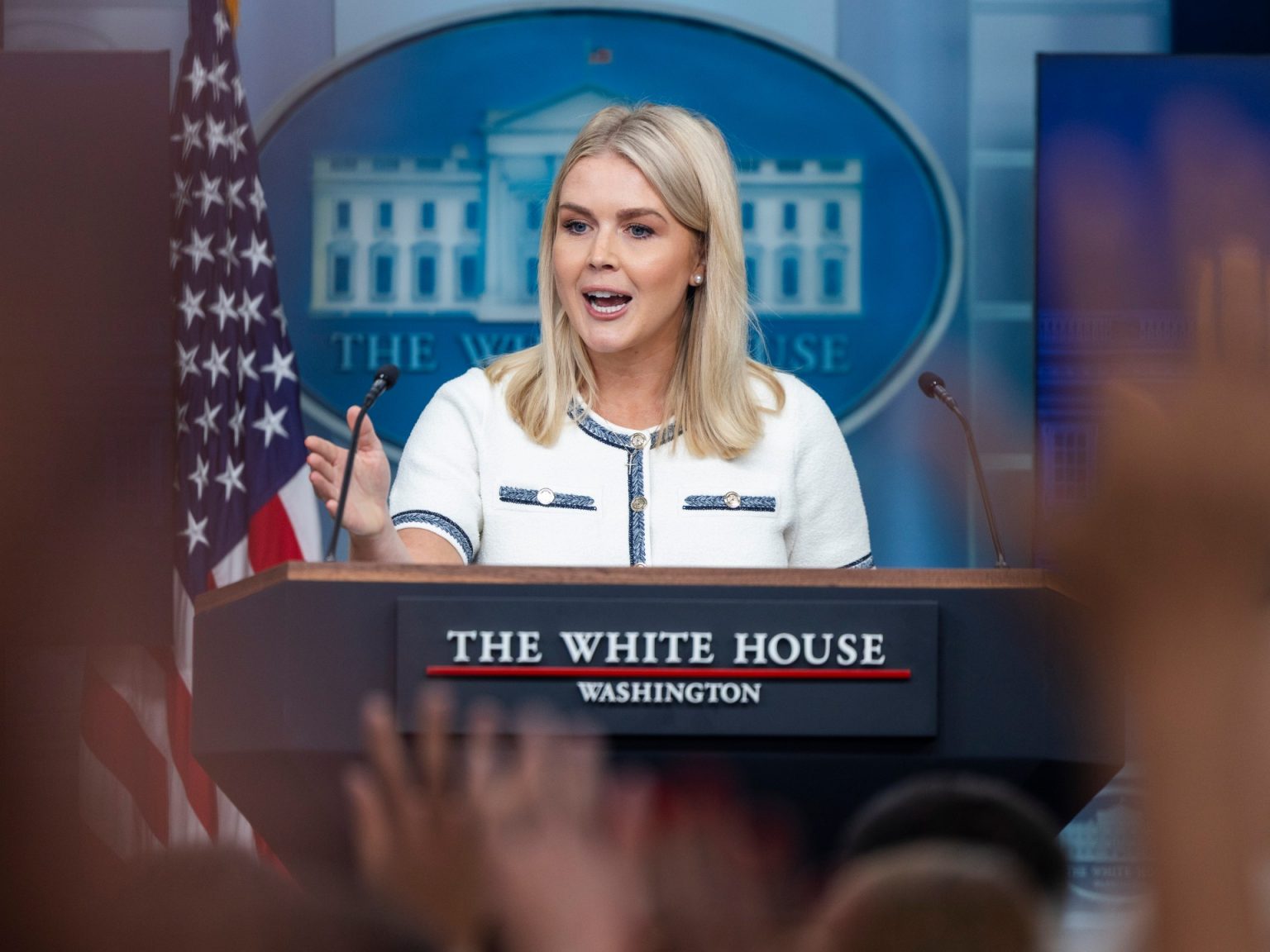 البيت الأبيض: الحرب على غزة أصبحت وحشية وترامب يريد وقفها