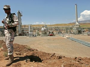 السوداني يفتح تحقيقا بشأن الهجوم على حقل نفطي بكردستان العراق