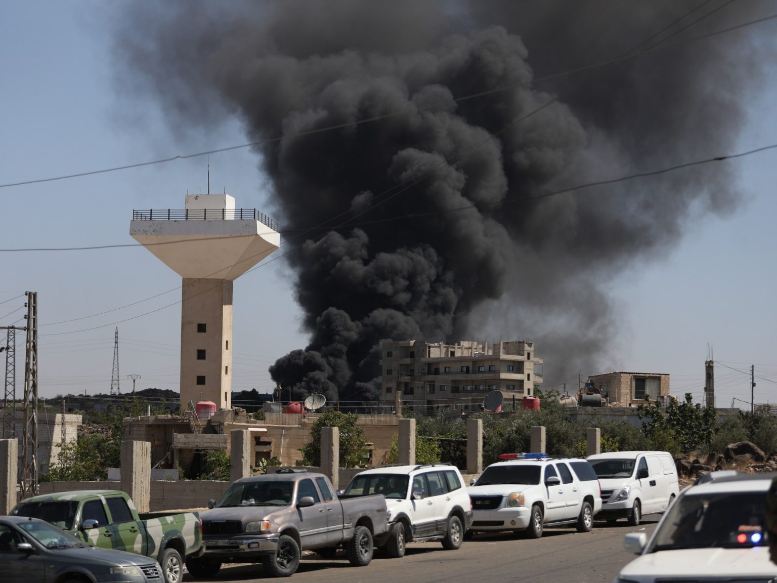 إدانات للقصف الإسرائيلي وواشنطن تدعو تل أبيب للحوار مع دمشق