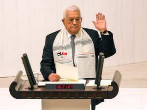 أميركا تفرض عقوبات على أفراد بالسلطة الفلسطينية ومنظمة التحرير