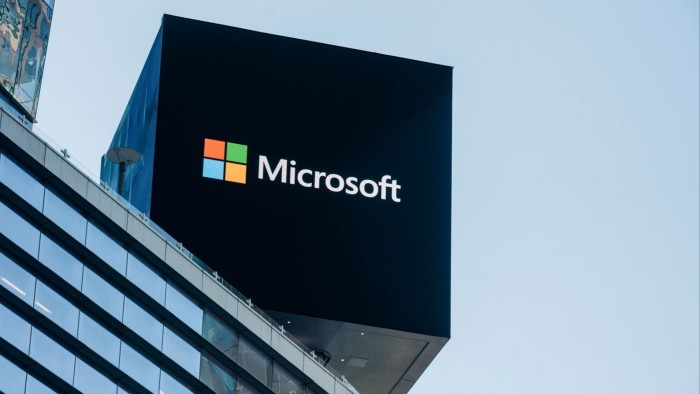 Microsoft لخفض 4 في المائة من الموظفين في موجة جديدة من التسريح
