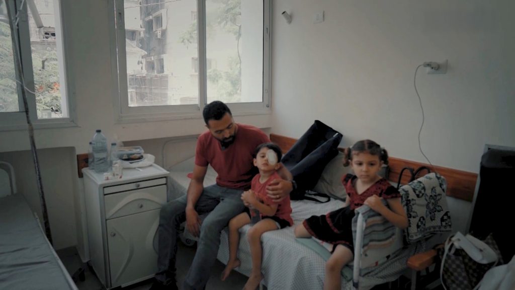 كيف أثخنت الحرب مرضى العيون في غزة وأحالت حياتهم جحيما؟