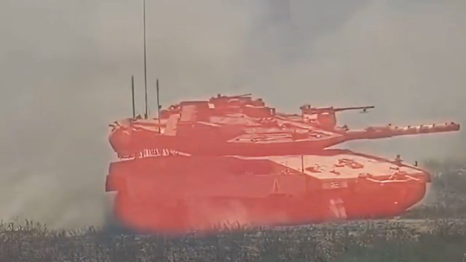 شاهد.. سرايا القدس تفجر آلية إسرائيلية وتستولي على مسيّرات بخان يونس