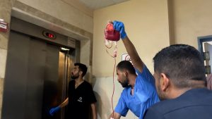 مستشفيات غزة تعاني نقصا حادا في وحدات الدم ومكوناته