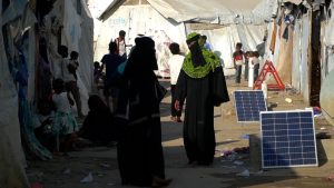 إغلاق مطار صنعاء يفاقم الوضع الإنساني باليمن