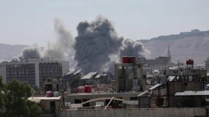 دبلوماسيون غربيون كانوا قرب وزارة الدفاع السورية أثناء تعرضها لقصف إسرائيلي