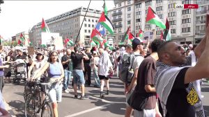 مظاهرة مؤيدة لفلسطين تنطلق في برلين رغم رفض السلطات الأولي