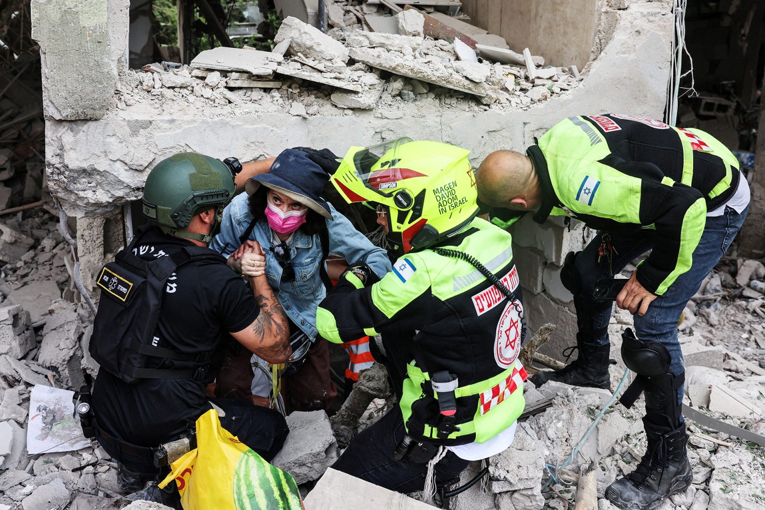 تحليل يظهر تحسن أداء صواريخ إيران وخامنئي: مستعدون للدبلوماسية والقتال