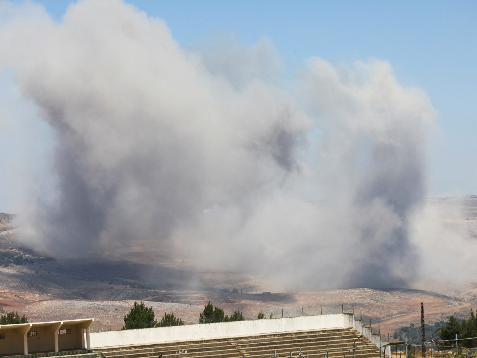 مقتل لبناني في غارة إسرائيلية على جنوب لبنان