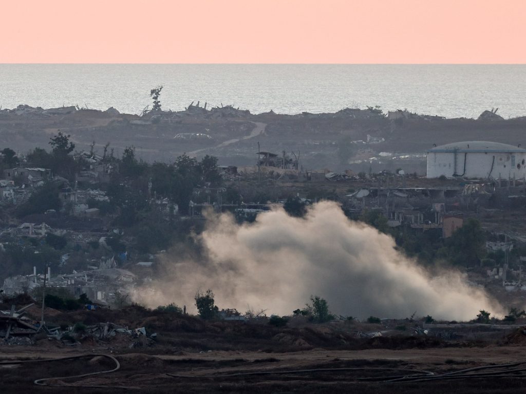 الحرب على غزة.. اقتحامات بالضفة ونتنياهو يرفض رد حماس على مقترح الهدنة