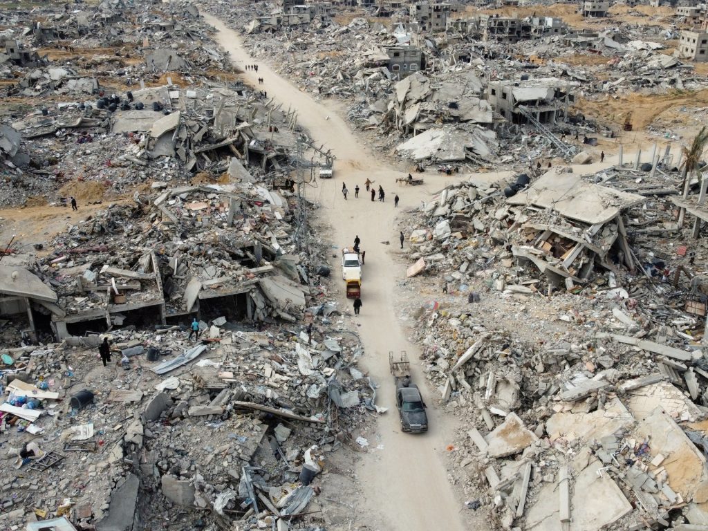 15 مليار شيكل لإقامة “مدينة خيام” يمنع مغادرتها في رفح | أخبار