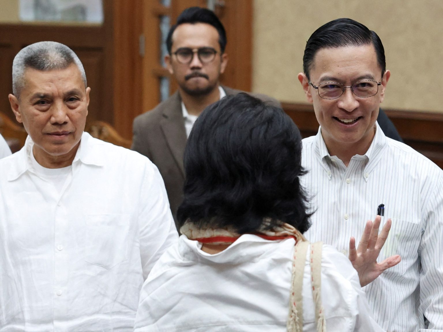 محكمة إندونيسية تسجن وزيرا سابقا في قضية فساد