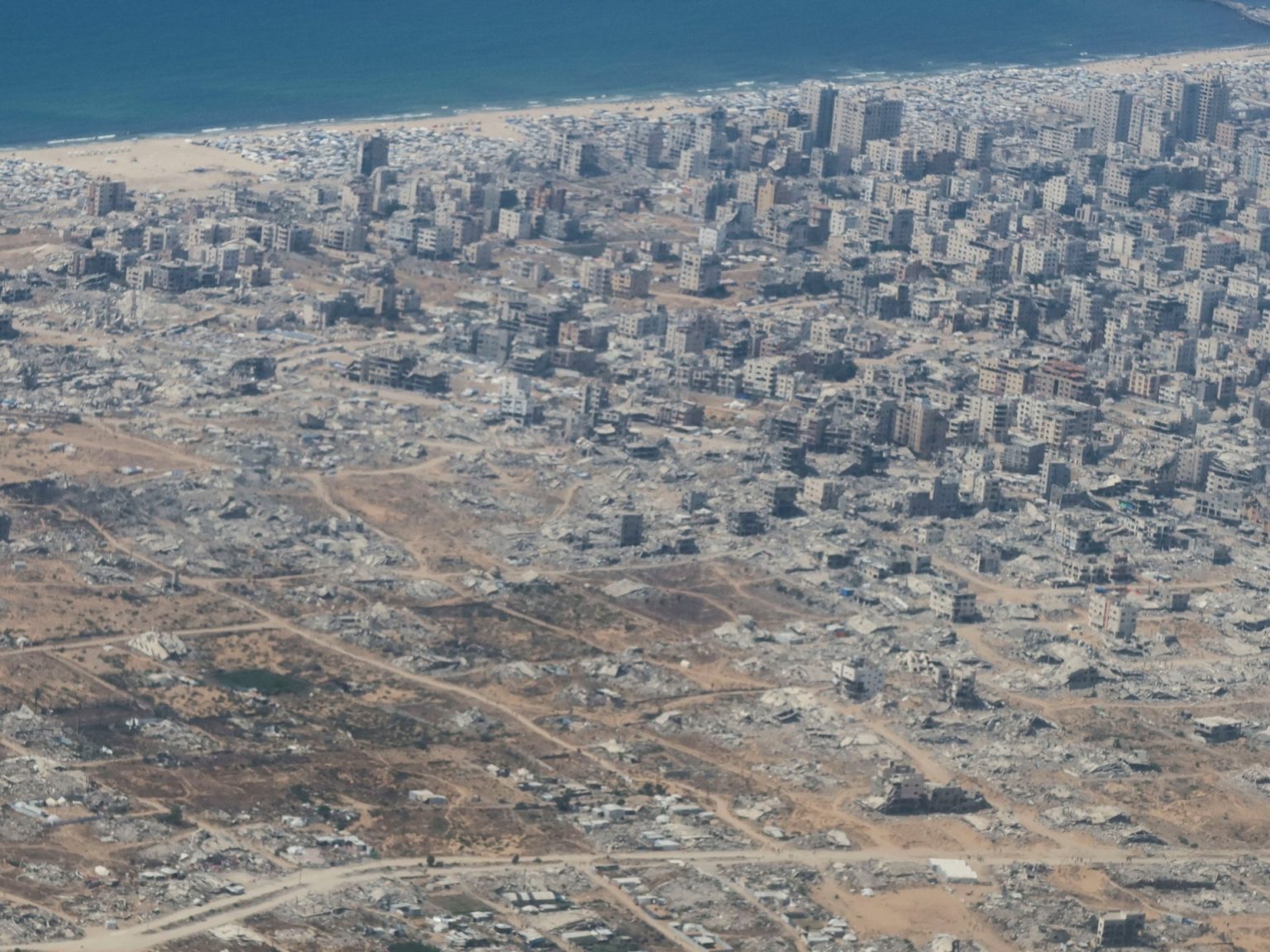 وزير إسرائيلي: علينا الضغط على حماس بأكثر ما يؤلمها