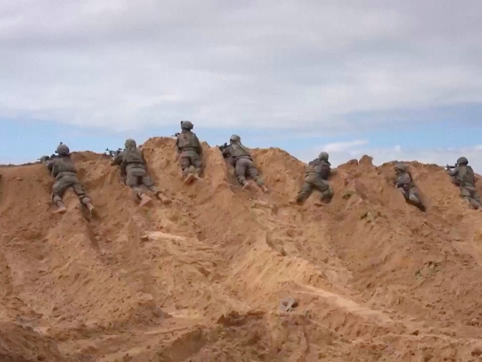 تحقيق كندي يثير مخاوف جنود إسرائيليين من الاعتقال بتهم جرائم حرب