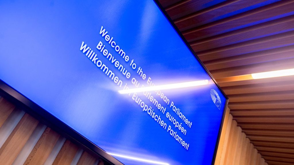 “غير الموظفين العودة إلى الوطن”: البرلمان الأوروبي يشدد القواعد على الوصول إلى أماكنه