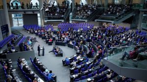 يقلق السياسيون والمحامون الألمان من “علماء العلم الموثوق بهم” بالكراهية عبر الإنترنت قد يحد من حرية التعبير