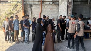 تتحدى المرأة الفساد في غزة ، وتتلقى تهديدات تتجاوز شبكات الفساد