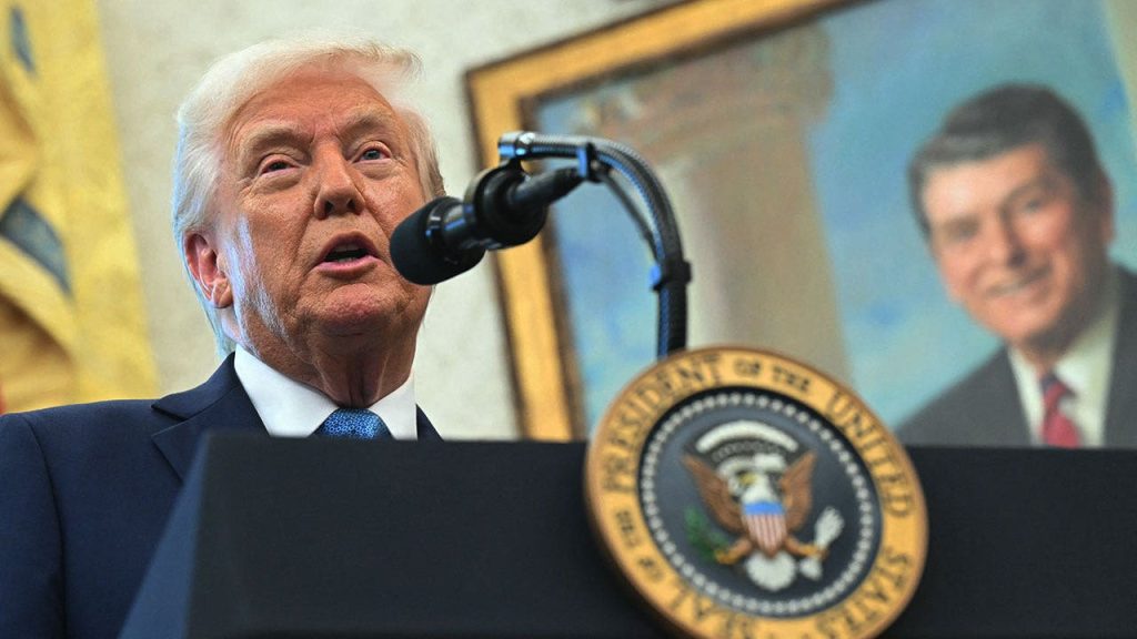 يجذب اجتماع ترامب بوتين ألاسكا مقارنات قمة ريغان غورباتشيف