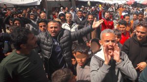 تواجه حماس ردود الفعل المتزايدة بينما تتحدث غازان على الرغم من المخاطر