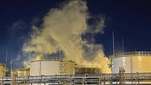 تقلب أوكرانيا 17 ٪ من قدرة تكرير النفط في روسيا