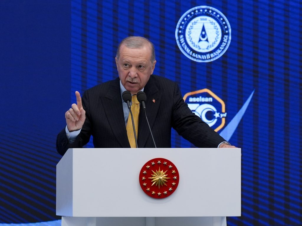 أردوغان: القبة الفولاذية تنقل تركيا لمستوى جديد في الدفاع الجوي