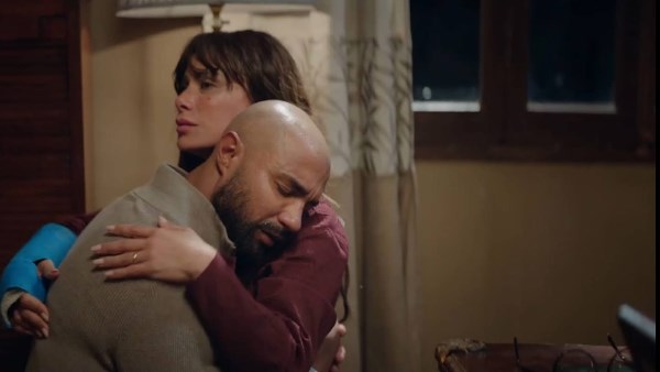 أحداث الحلقة الخامسة من مسلسل 220 يوم.. حقيقة مرض زوج صبا مبارك