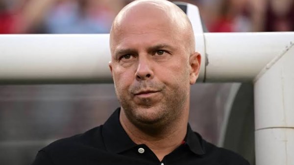 تعثر صفقة إيزاك يحول وجهة ليفربول نحو باريس سان جيرمان