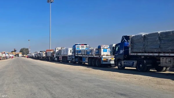“زاد العزة”.. قافلة مساعدات مصرية ثامنة تنطلق إلى غزة عبر معبر رفح