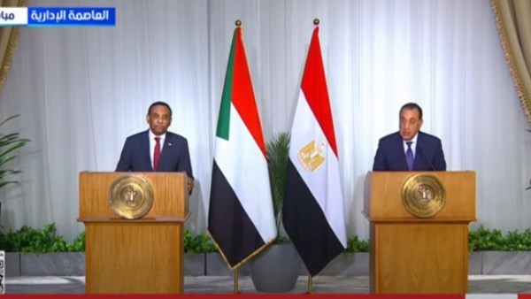 الوزراء السوداني: أقف اليوم متواضعا بالإنابة عن الشعب لنقدم الشكر والعرفان لمصر