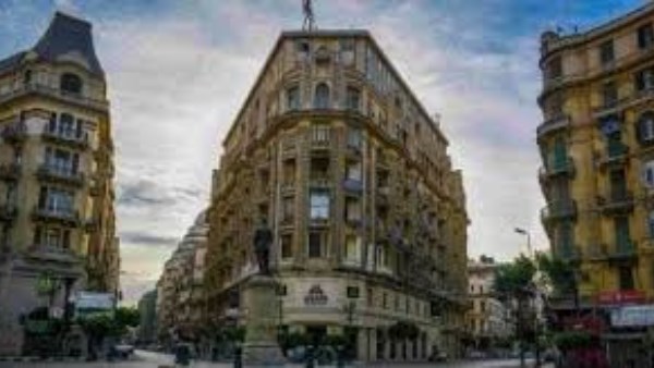 أستاذ قانون دستوري: قانون الإيجار القديم أخذ حقه من المناقشات بين مؤيد ومعارض