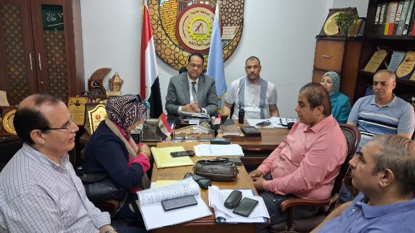 وكيل التعليم بالغربية يباشر سير امتحانات الدور الثاني للشهادة الإعدادية العامة والمهنية