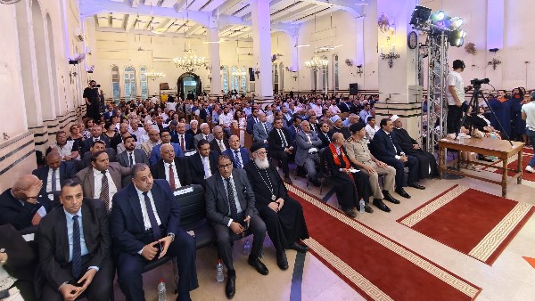 رئيس الطائفة الإنجيلية يشهد تنصيب القس مايكل يعقوب راعيًا للكنيسة بسوهاج