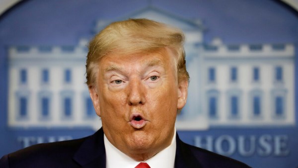 ترامب يشدد قبضته على العاصمة| الرئيس الأمريكي ينشر الحرس الوطني في واشنطن