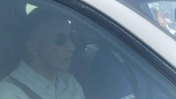 الخطيب ونجوم الأهلي يشاركون في تشييع جثمان والد العامري فاروق (صور) الخطيب ونجوم الأهلي يشاركون في تشييع جثمان والد العامري فاروق (صور)