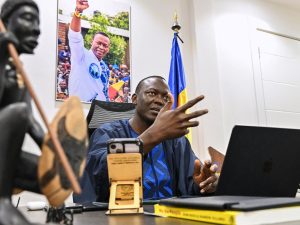 إحالة أبرز معارض تشادي إلى المحكمة الجنائية تثير جدلا سياسيا وقانونيا