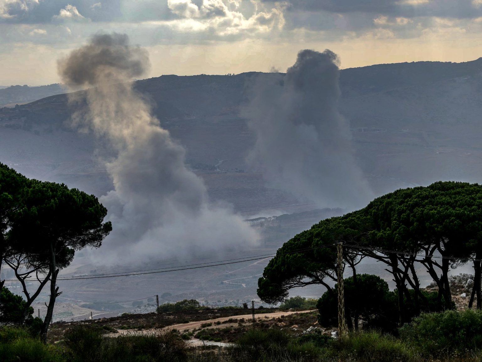 4 قتلى في غارات إسرائيلية على لبنان