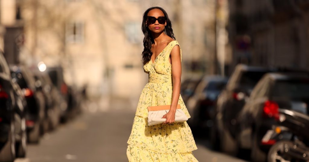 هذه فساتين ضيوف حفل زفاف في وقت متأخر من الصيف تختبئ على أمازون بأقل من 30 دولارًا