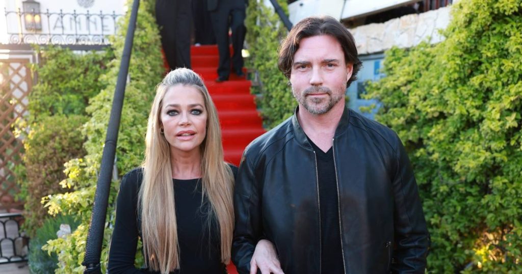 Denise Richards يجعل “ربات البيوت الحقيقيات من بيفرلي هيلز” عائداً وسط آرون فيبيرز الطلاق: تقرير