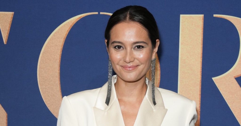 من هي إيما همنغ ويليس؟ 5 أشياء يجب معرفتها عن زوجة بروس ويليس