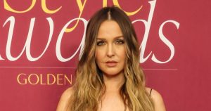 نجم “Gray's Anatomy” Camilla Luddington المصاب بمرض Hashimoto بعد الشعور بـ “Slothy”