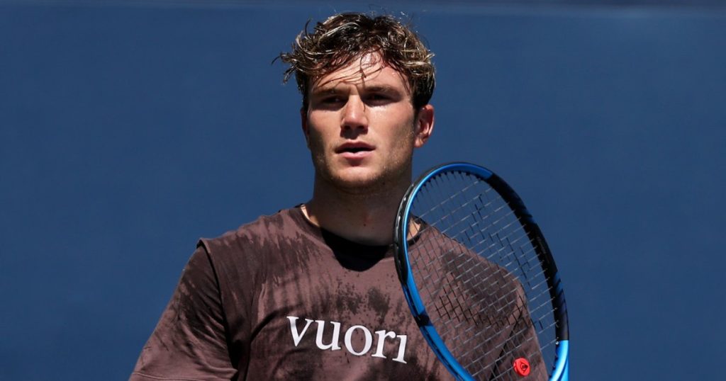 من هو نجم التنس جاك درابر: 5 أشياء يجب معرفتها عن الرياضي والطراز البريطاني