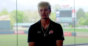 New York Yankees مسودة اختيار Core Jackson يعترف برسم الصليب المعقوف على باب الطالب اليهودي