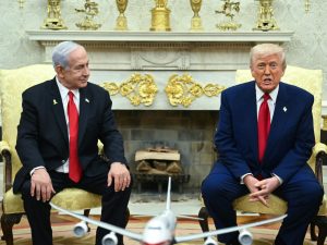 تحذير حقوقي: مشاركة واشنطن بجرائم غزة تعرّضها للمساءلة الدولية