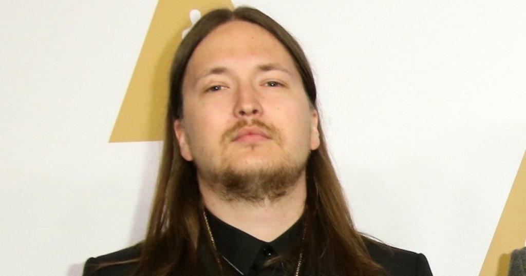 من هو Shellback؟ ما يجب معرفته عن المنتج على “حياة” تايلور سويفت