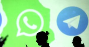 روسيا تفرض قيودا على مكالمات واتساب وتليغرام