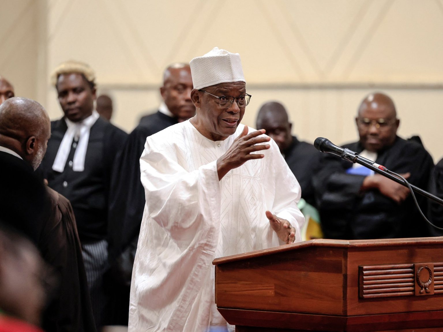 المجلس الدستوري بالكاميرون يبعد موريس كامتو من سباق الرئاسة