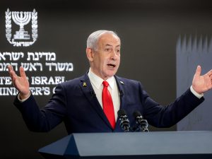 نتنياهو ينكر الإبادة والمجاعة بغزة ويتهم الإعلام العالمي بالكذب